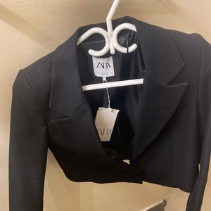 cropped black blazer